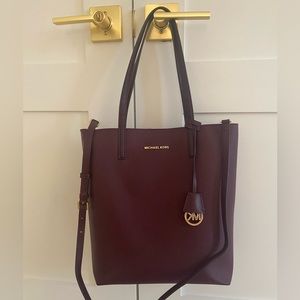 Michael Kors Tote